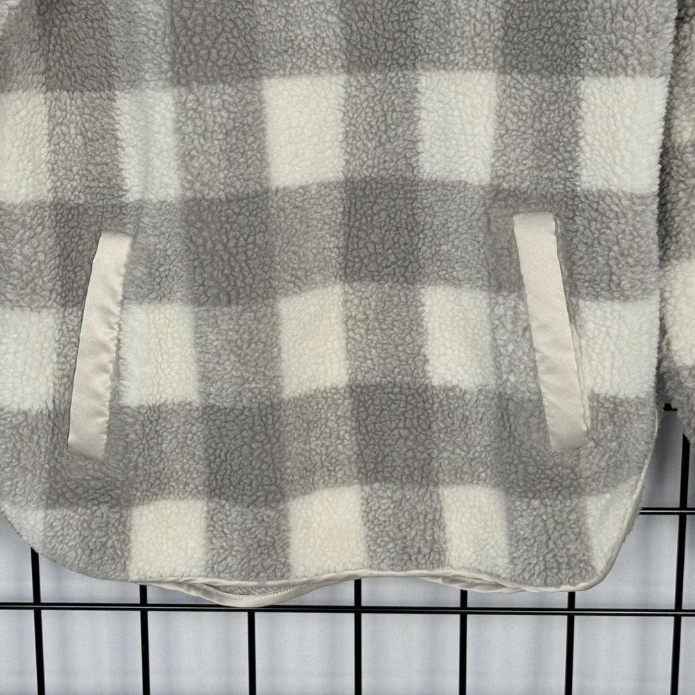 Abercrombie & Fitch Sherpa 1/4 Zip Pullover Womens Small Gray Buffalo Plaid Cozy